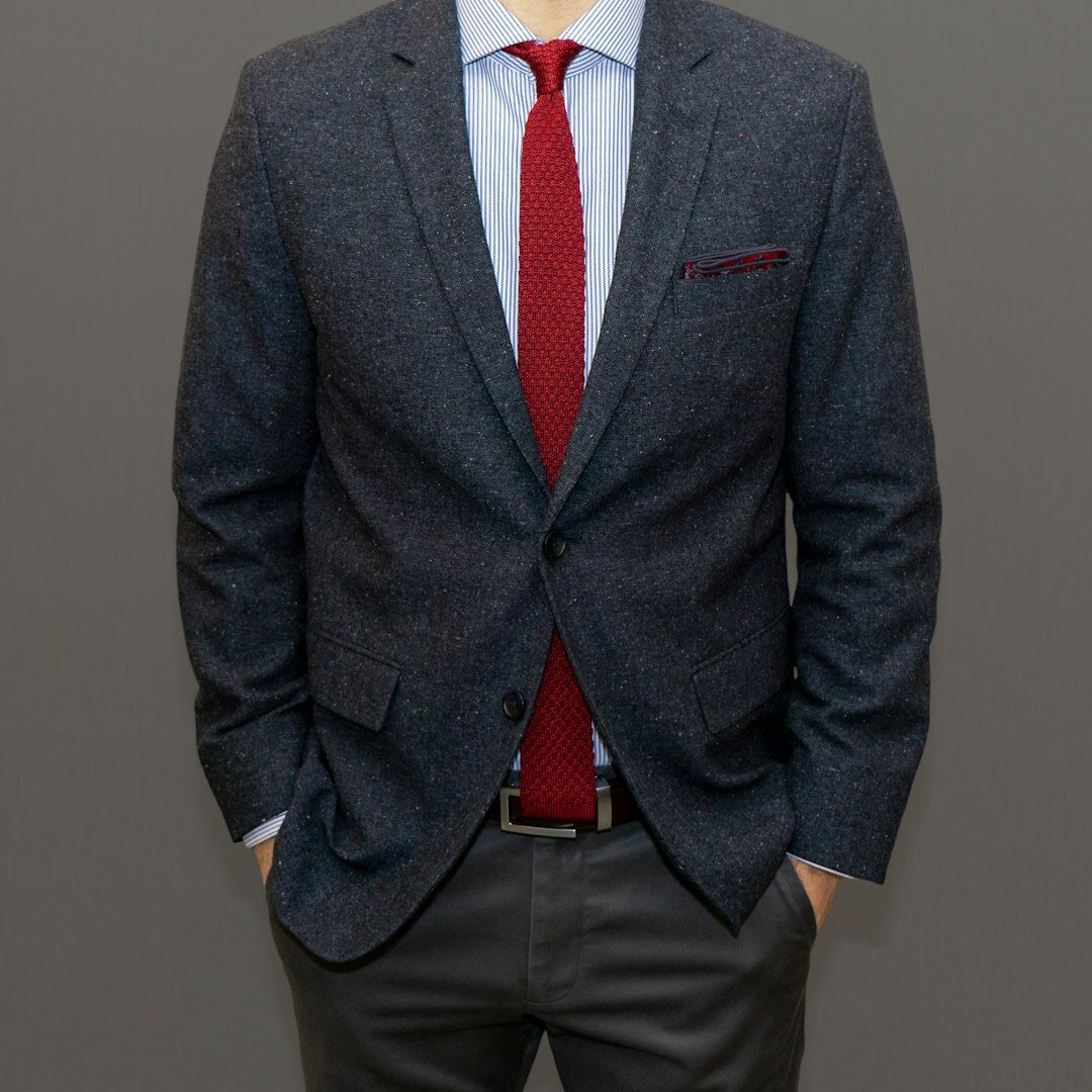 Professionele Belgische man met bril als AI-analist in business casual kleding